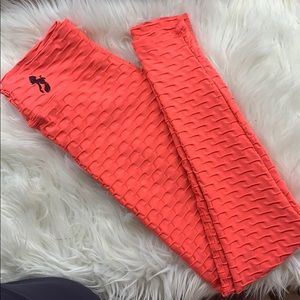 Figureslim strawberry leggings